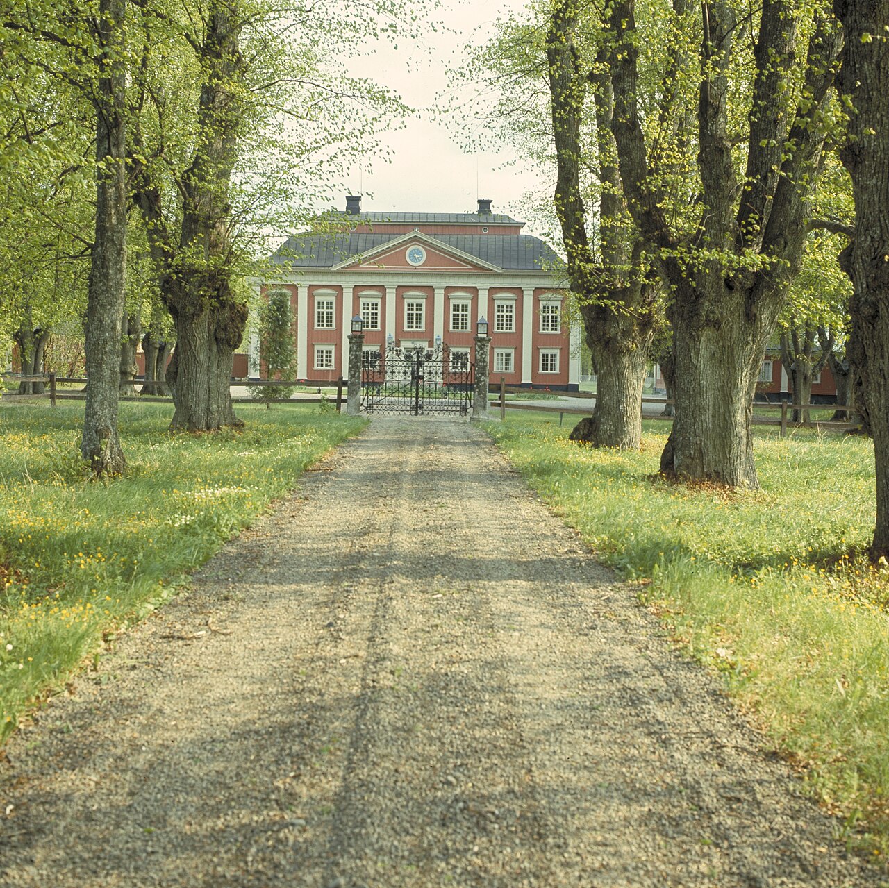 Fullerö