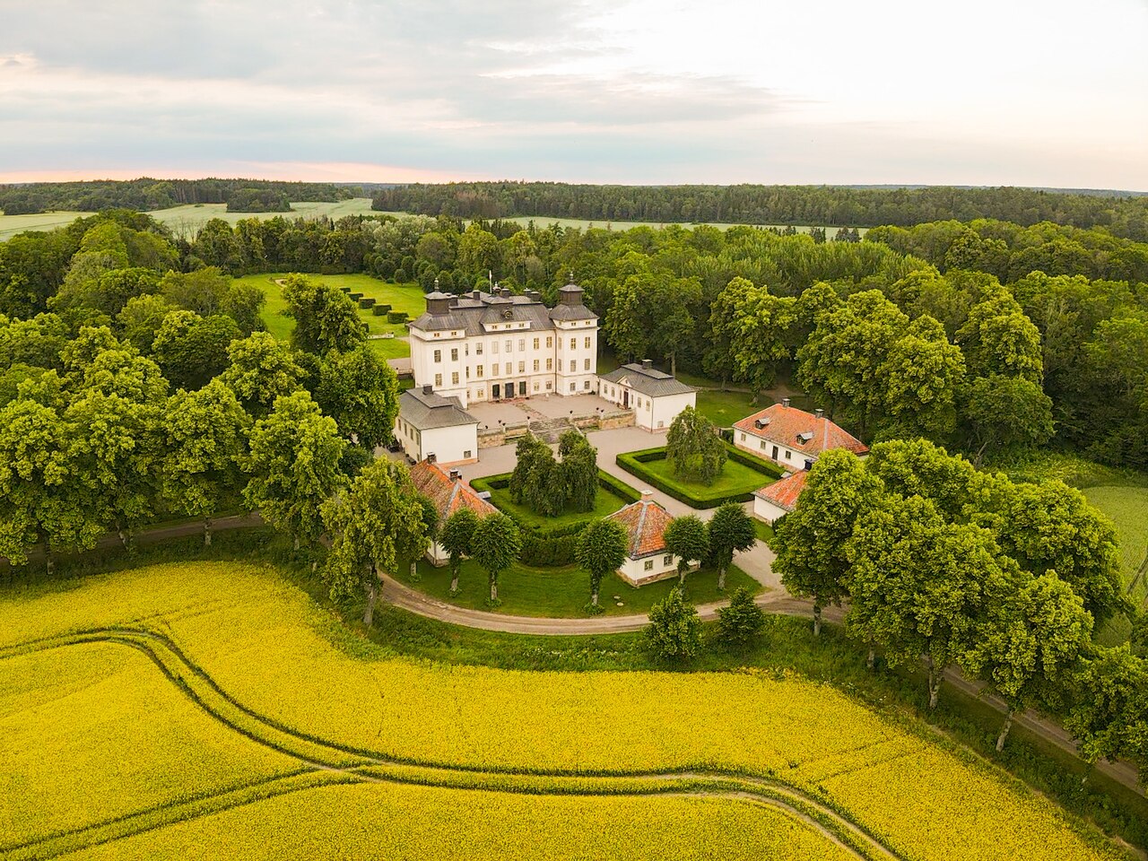 Sjöö slott